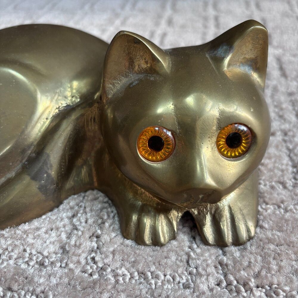 Vintage Brass Reclining Cat Statue Amber Eyes Hollow Bottom MCM Decor - Picture 2 of 7